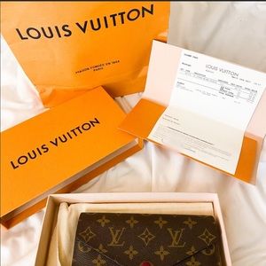 Louis Vuitton Josephine wallet